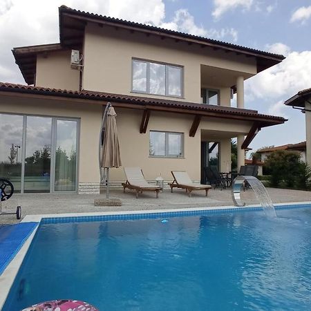 Lighthouse Apartments And Villas Balčik Exteriér fotografie